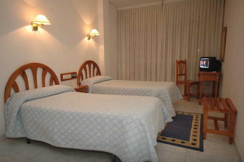 Hotel Villa Juanita О Грове Екстериор снимка