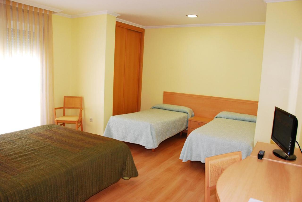 Hotel Villa Juanita О Грове Екстериор снимка