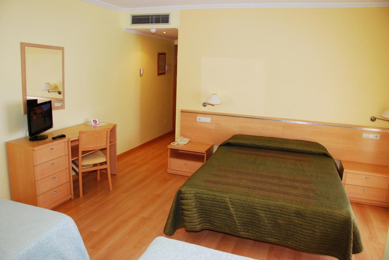 Hotel Villa Juanita О Грове Екстериор снимка
