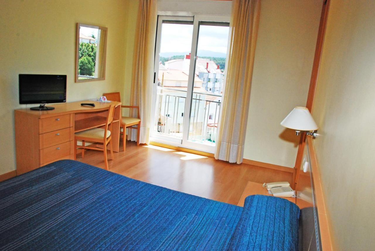 Hotel Villa Juanita О Грове Екстериор снимка