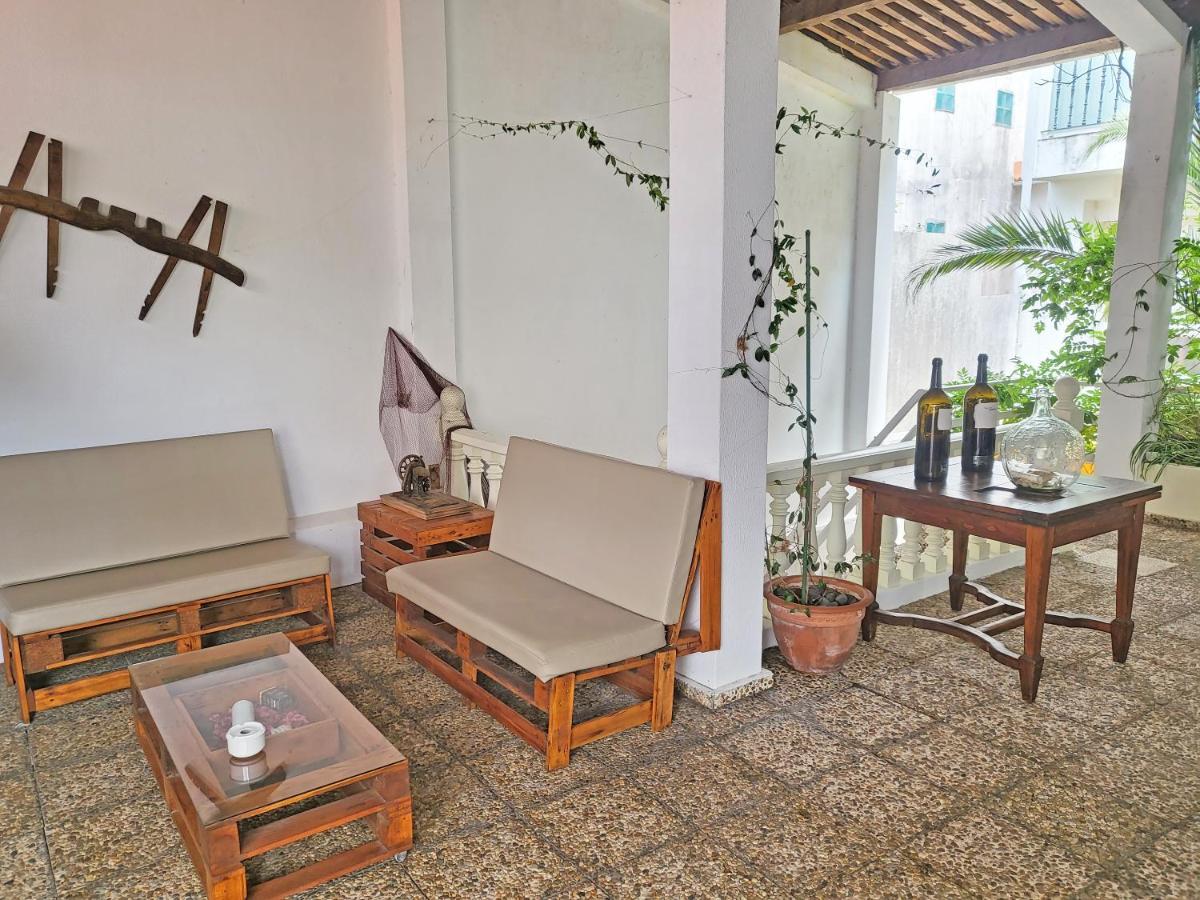 Hotel Villa Juanita О Грове Екстериор снимка